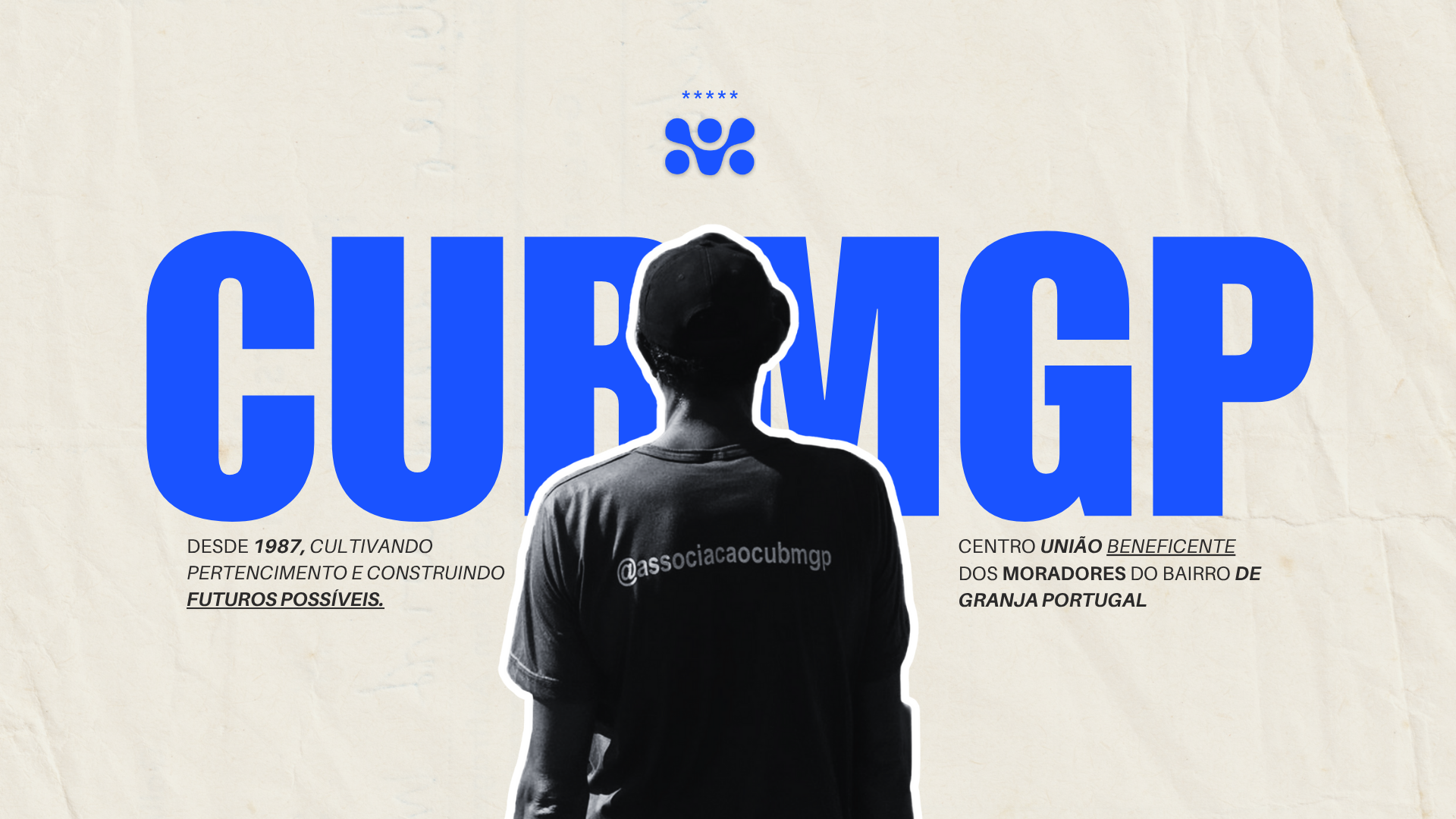 BANNER CUBMGP COM UMA PESSOA NO MEIO